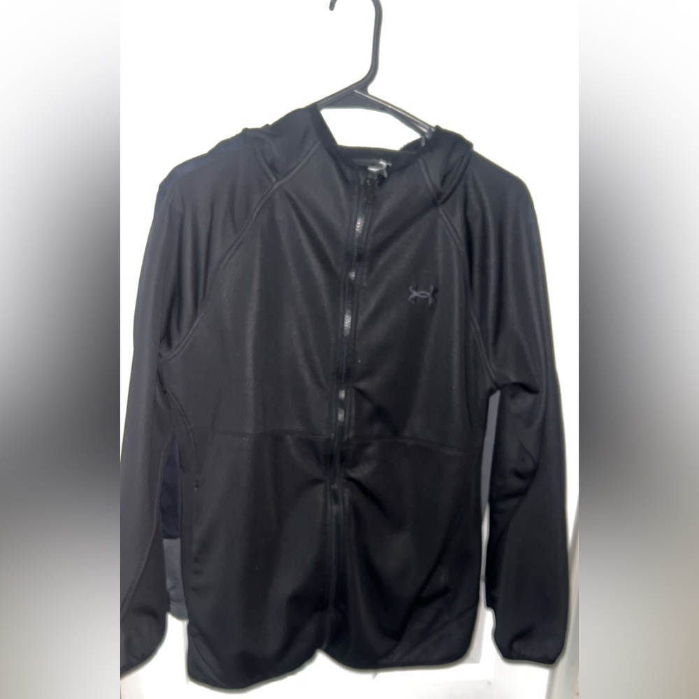 Under Armor Youth XL zip up